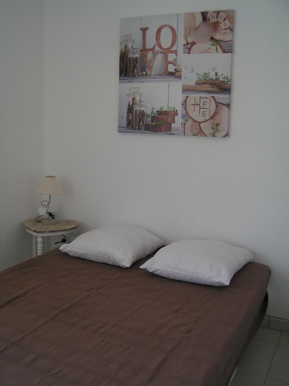 Aux Couleurs D'Ardeche Apartament Vallon-Pont-dʼArc Pokój zdjęcie