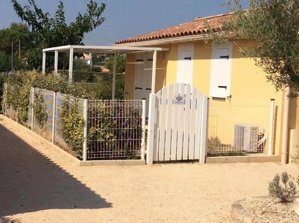 Aux Couleurs D'Ardeche Apartament Vallon-Pont-dʼArc Zewnętrze zdjęcie